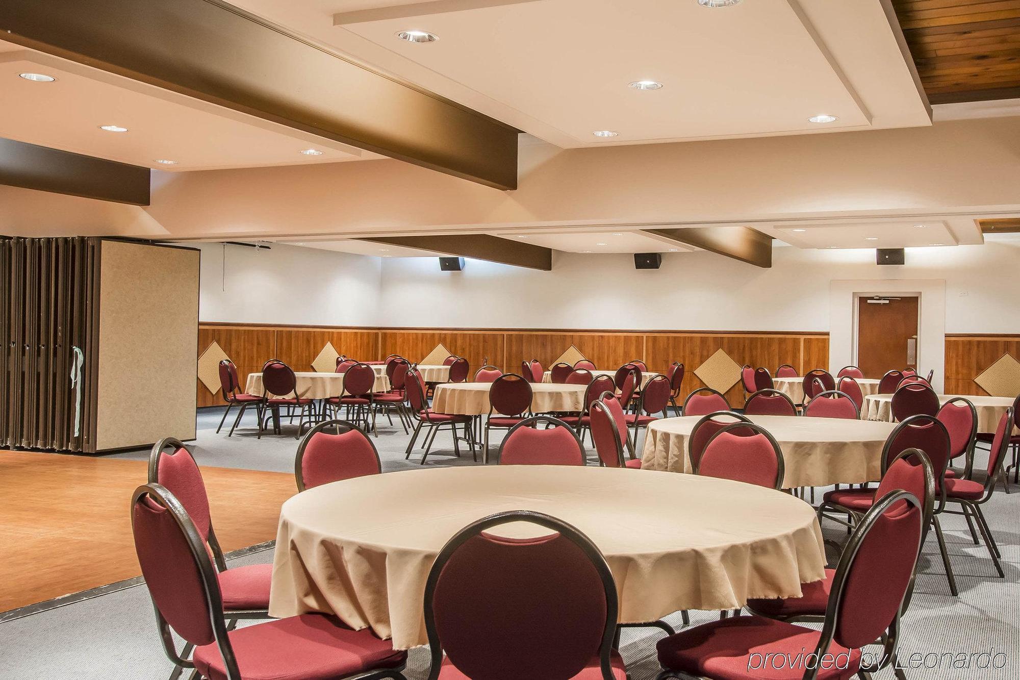Hotel Danube Bleu Forestville Εξωτερικό φωτογραφία