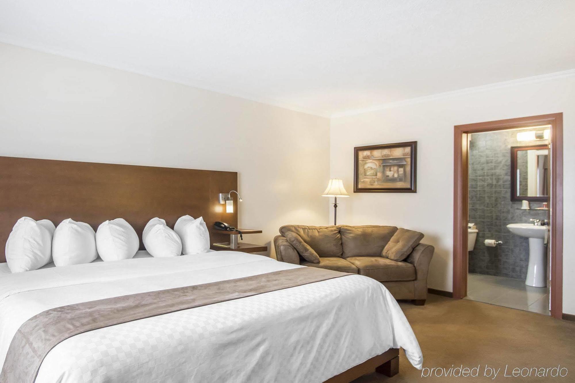 Hotel Danube Bleu Forestville Εξωτερικό φωτογραφία