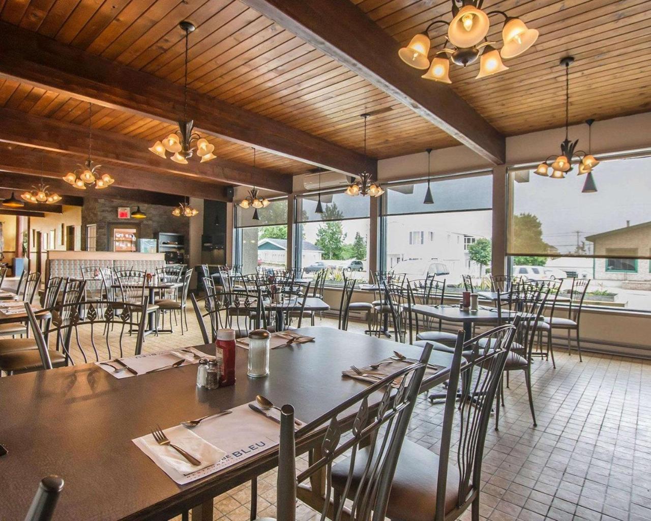 Hotel Danube Bleu Forestville Εξωτερικό φωτογραφία
