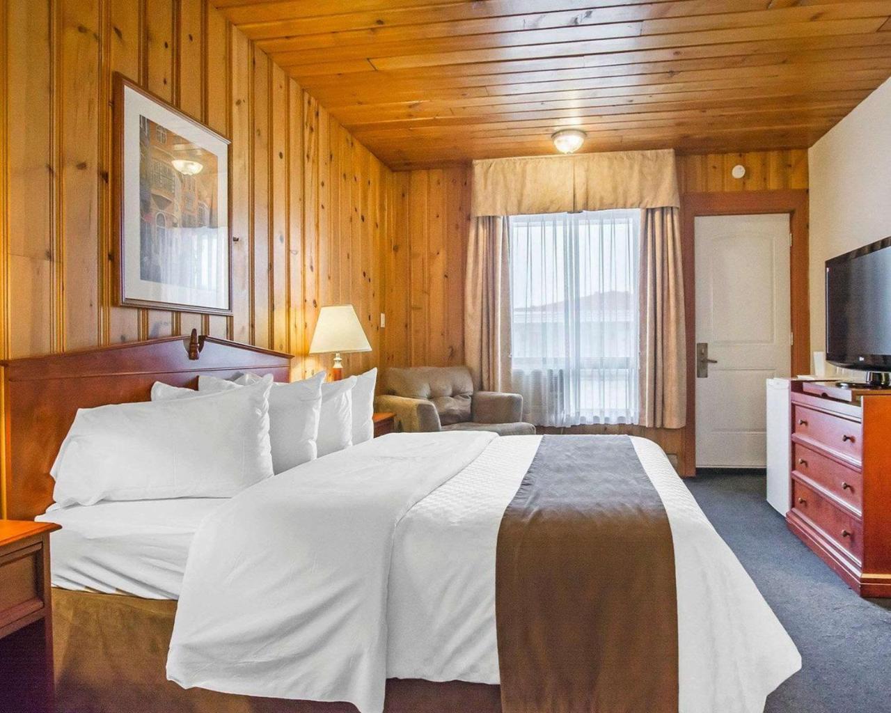 Hotel Danube Bleu Forestville Εξωτερικό φωτογραφία